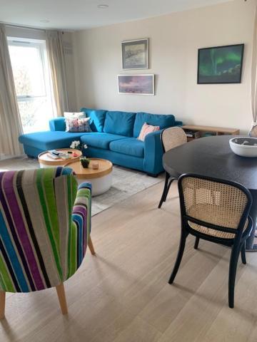 2 Bedroom Chelsea Apartment Лондон Екстериор снимка
