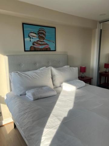 2 Bedroom Chelsea Apartment Лондон Екстериор снимка